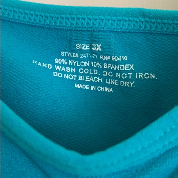 Turquoise Sports Bra medium/large - Picture 2 of 9
